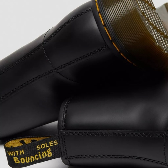 Dr. Martens boot. 1460 original boot. New in box - Picture 3 of 6